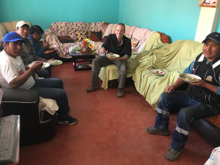 Dîner péruvien typique